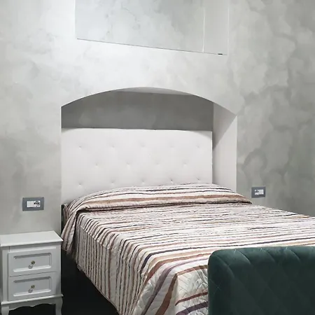 Un Posto Felice Bed & Breakfast 4*